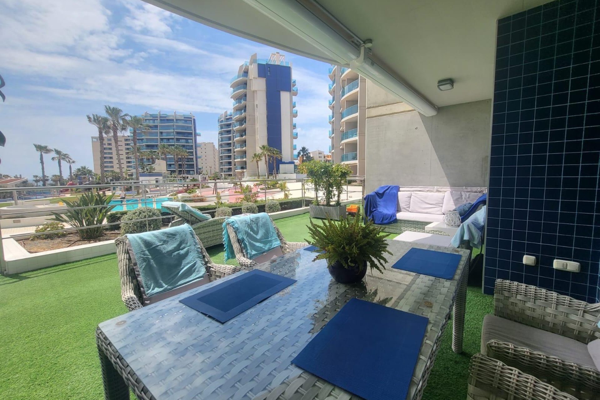 Herverkoop - Appartement / flat - Torrevieia - Punta Prima