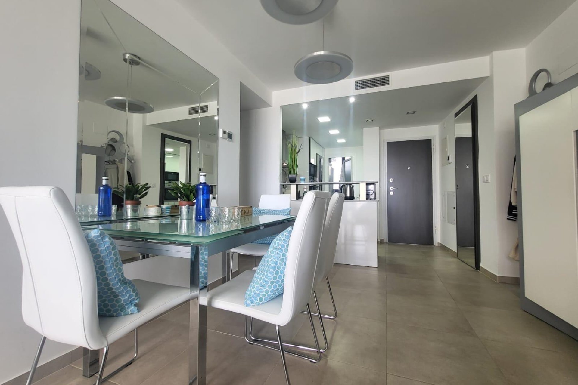 Herverkoop - Appartement / flat - Torrevieia - Punta Prima