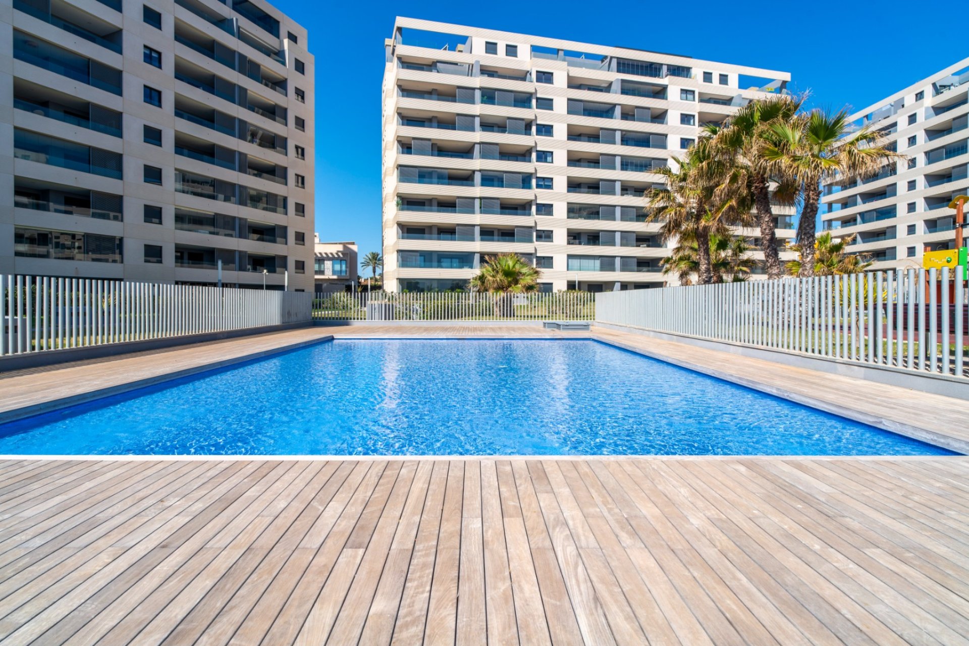 Herverkoop - Appartement / flat - Torrevieia - Punta Prima