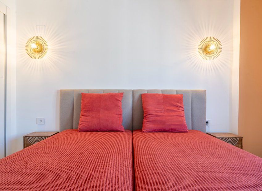 Herverkoop - Appartement / flat - Torrevieia - Punta Prima