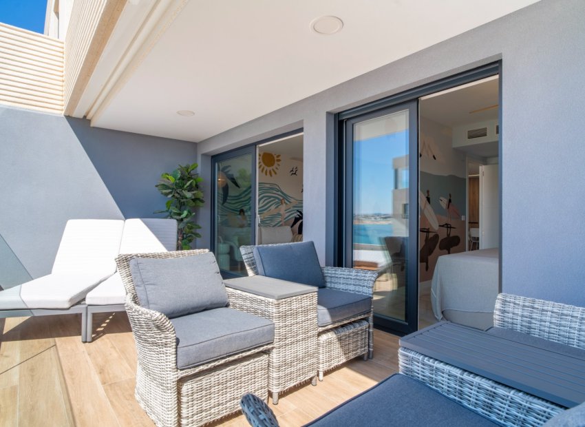 Herverkoop - Appartement / flat - Torrevieia - Punta Prima