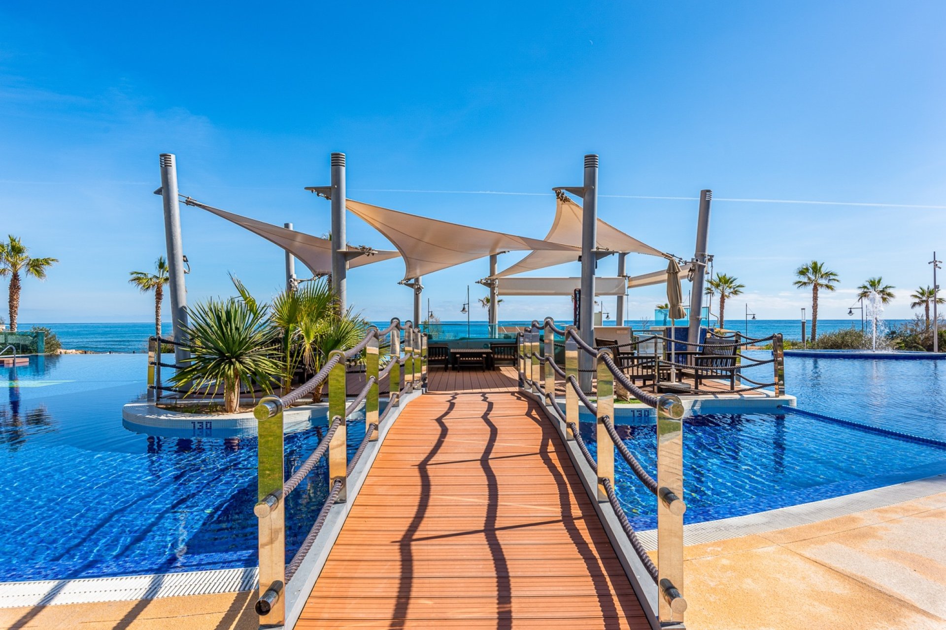 Herverkoop - Appartement / flat - Torrevieia - Punta Prima