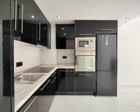 Herverkoop - Appartement / flat - Torrevieia - Punta Prima