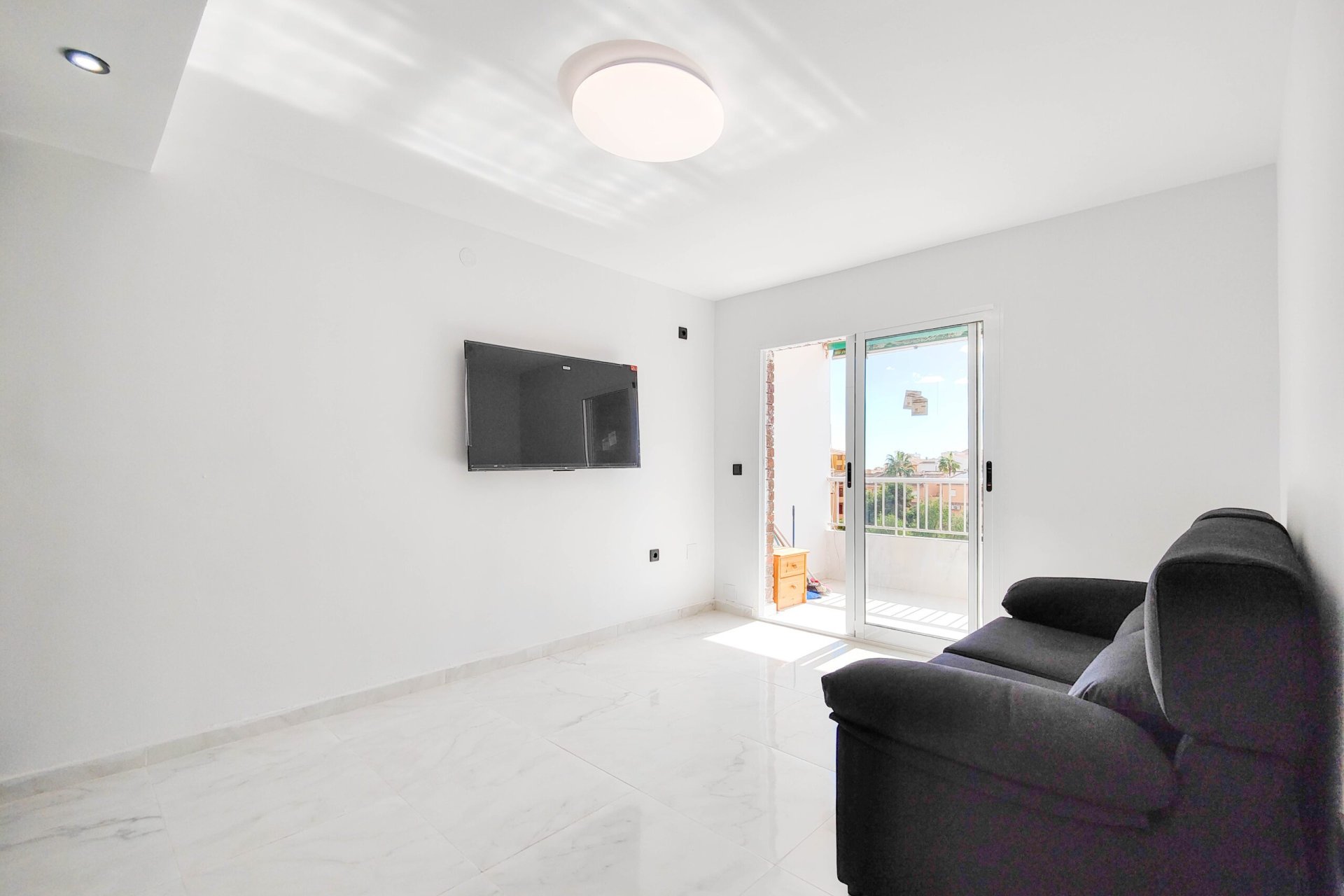 Herverkoop - Appartement / flat - Torrevieia - Punta Prima