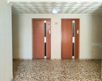 Herverkoop - Appartement / flat - Torrevieia - Punta Prima