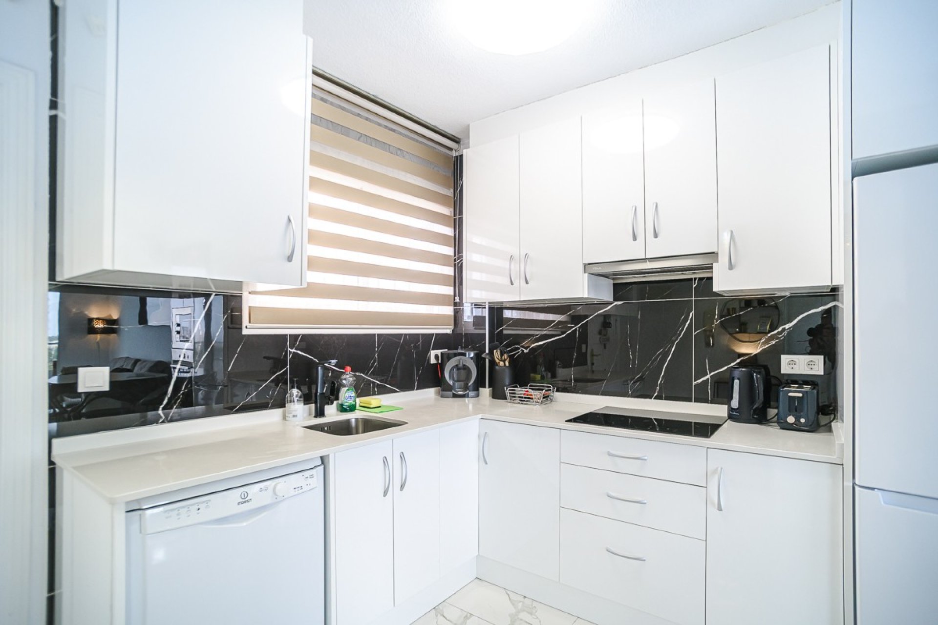 Herverkoop - Appartement / flat - Torrevieia - Punta Prima