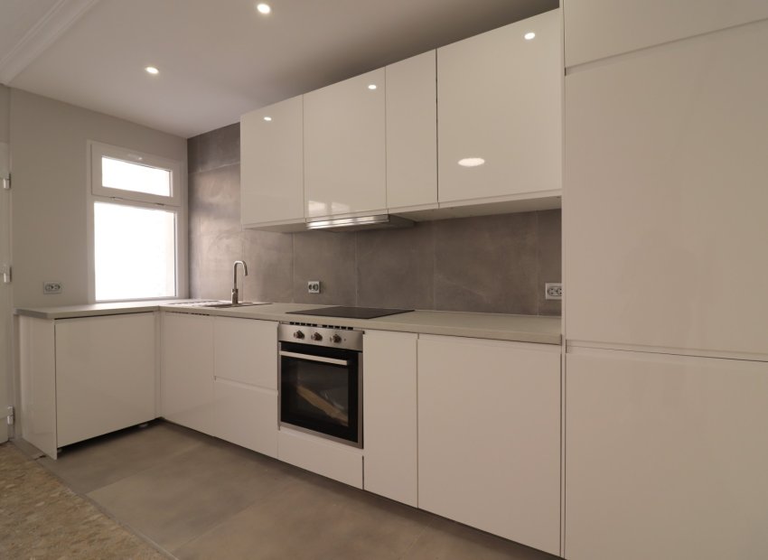 Herverkoop - Appartement / flat - Torrevieia - Torre la mata