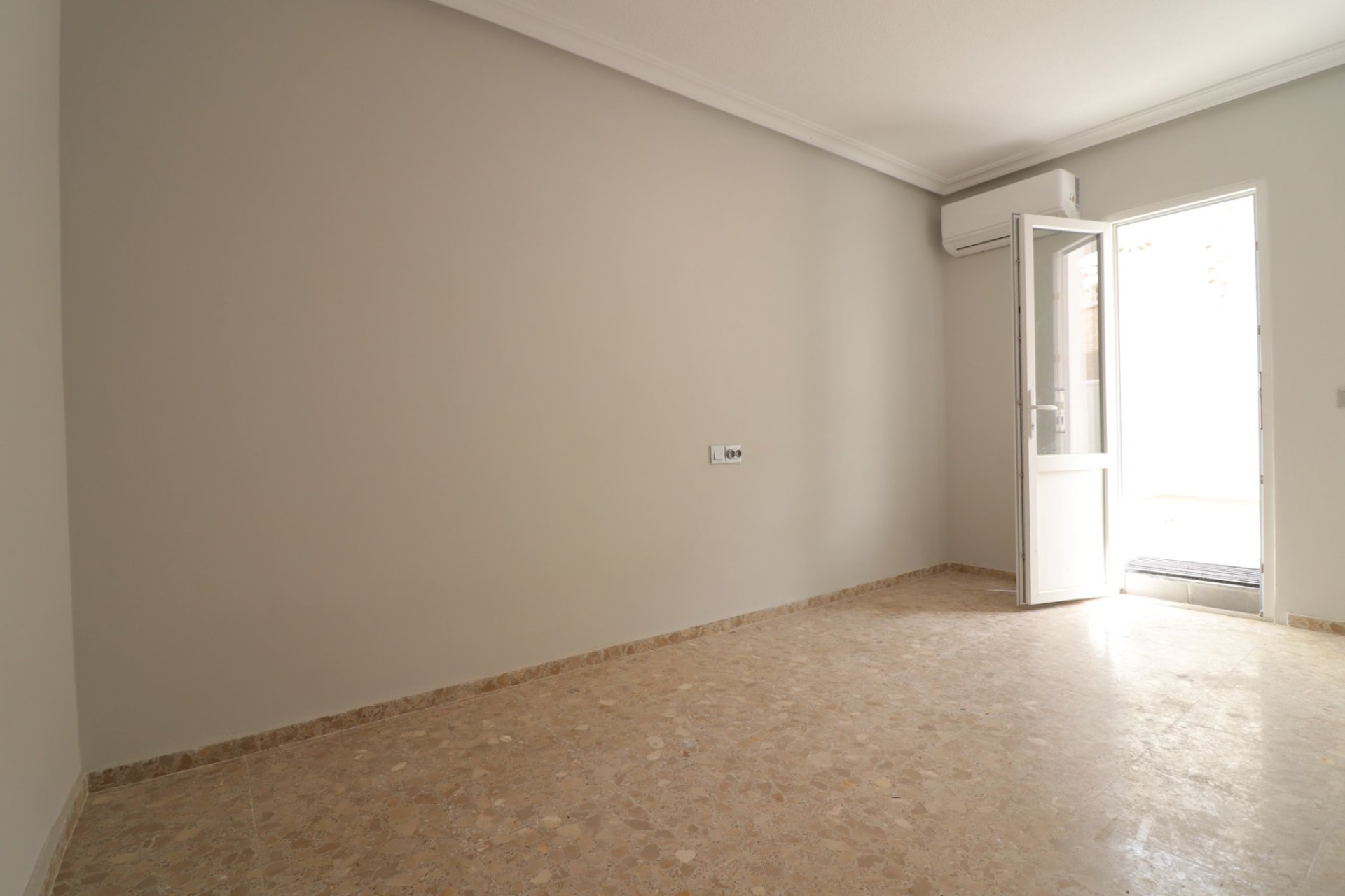 Herverkoop - Appartement / flat - Torrevieia - Torre la mata