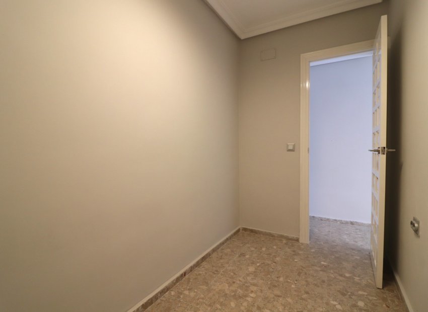 Herverkoop - Appartement / flat - Torrevieia - Torre la mata