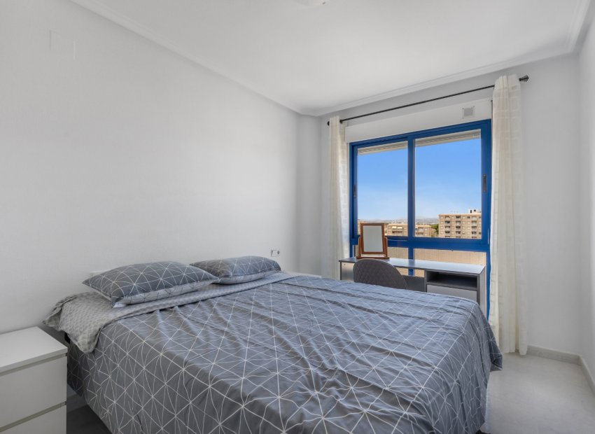 Herverkoop - Appartement / flat - Torrevieia - Torreblanca