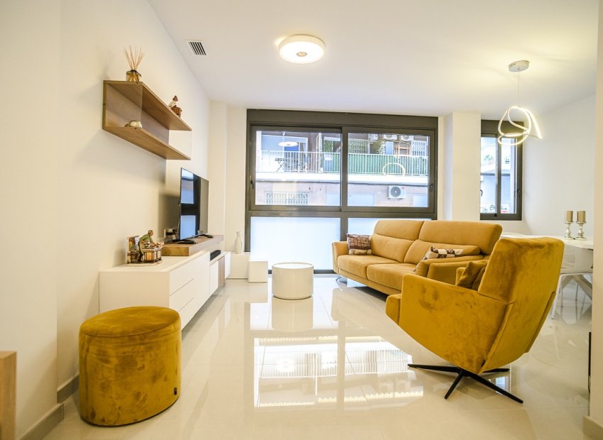 Herverkoop - Appartement / flat - Torrevieia - Torrevieja