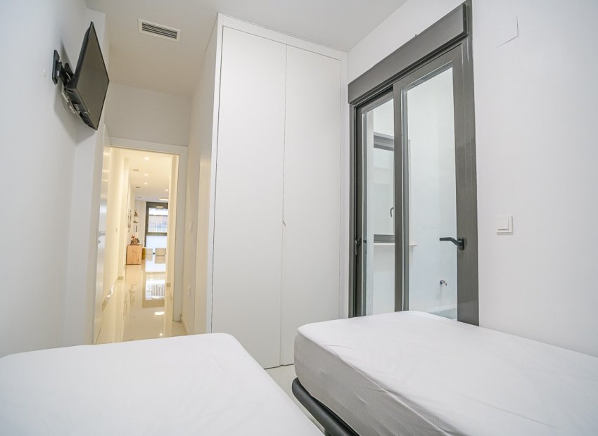 Herverkoop - Appartement / flat - Torrevieia - Torrevieja