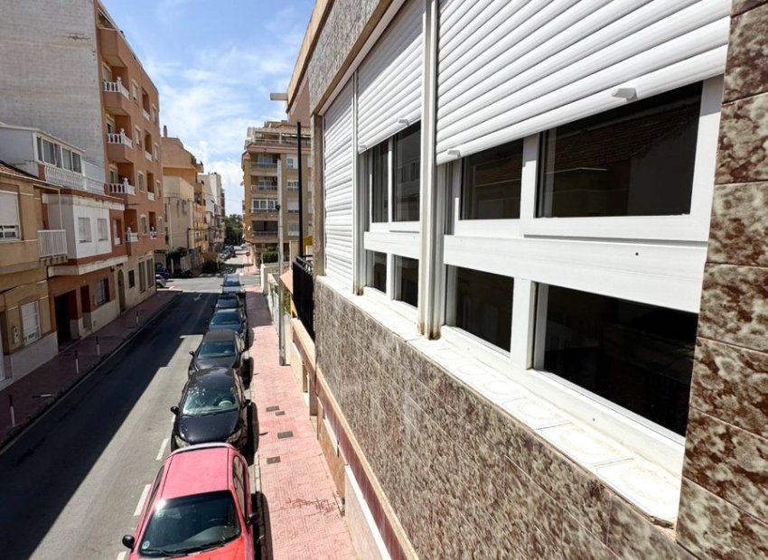Herverkoop - Appartement / flat - Torrevieia - Torrevieja