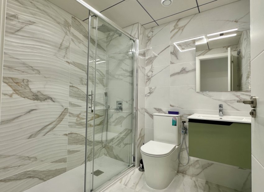 Herverkoop - Appartement / flat - Torrevieia - Torrevieja