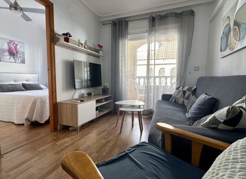 Herverkoop - Appartement / flat - Torrevieia - Torrevieja