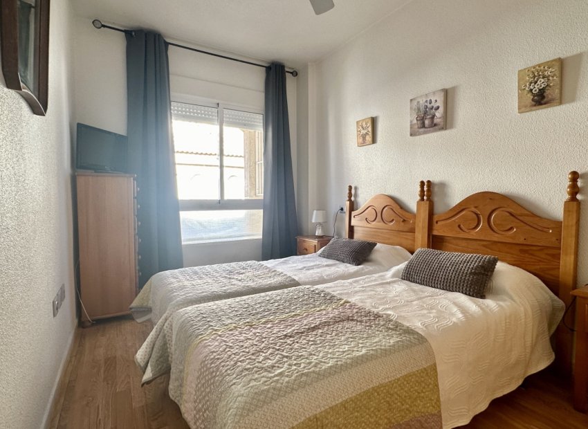 Herverkoop - Appartement / flat - Torrevieia - Torrevieja