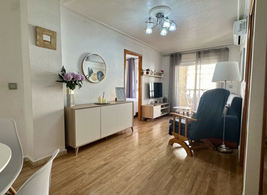 Herverkoop - Appartement / flat - Torrevieia - Torrevieja