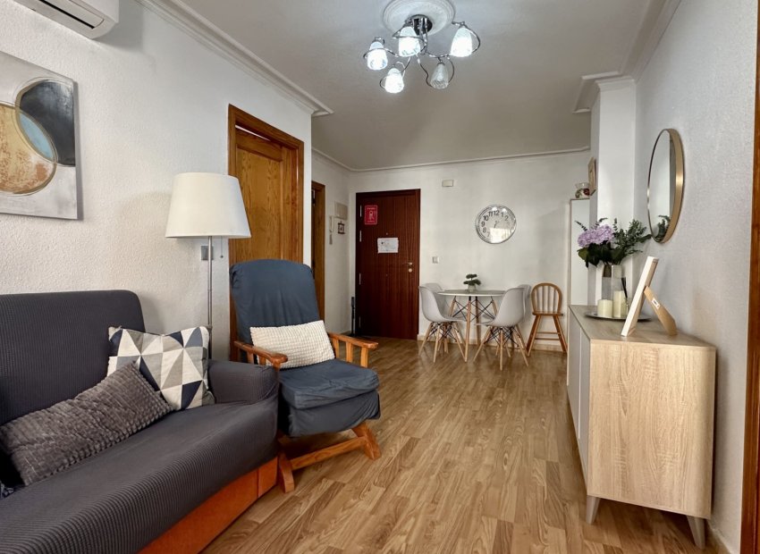 Herverkoop - Appartement / flat - Torrevieia - Torrevieja