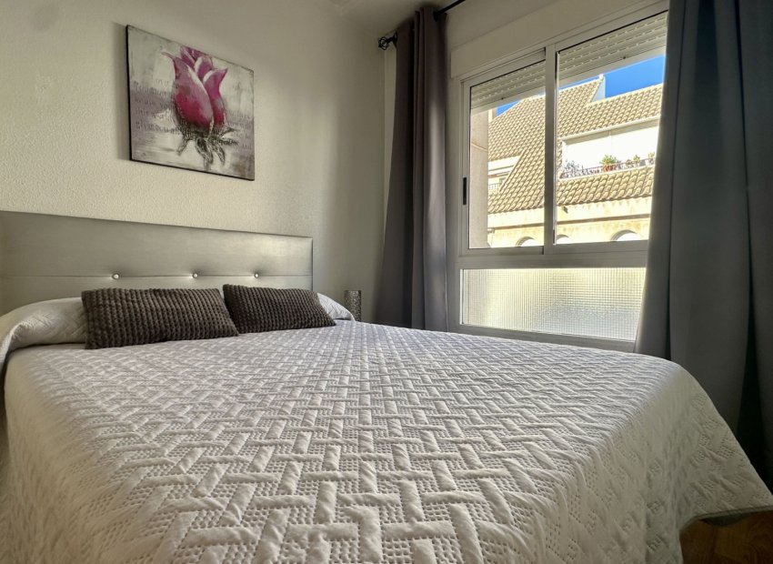 Herverkoop - Appartement / flat - Torrevieia - Torrevieja