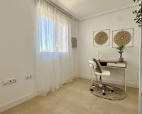 Herverkoop - Appartement / flat - Torrevieia - Torrevieja