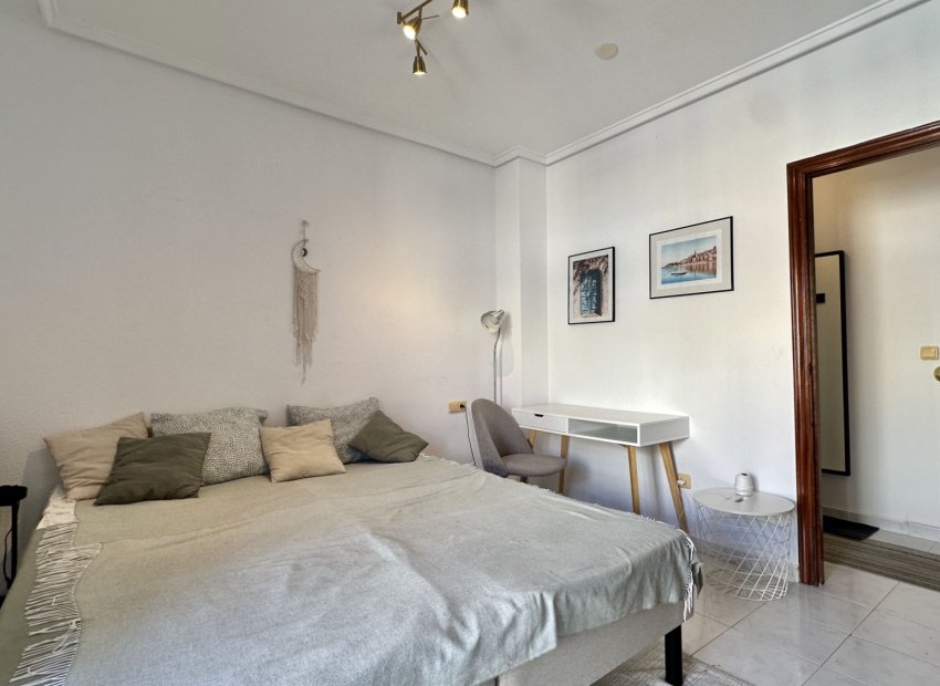 Herverkoop - Appartement / flat - Torrevieia - Torrevieja