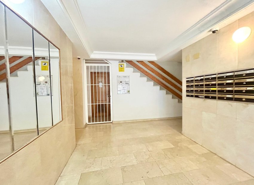 Herverkoop - Appartement / flat - Torrevieia - Torrevieja