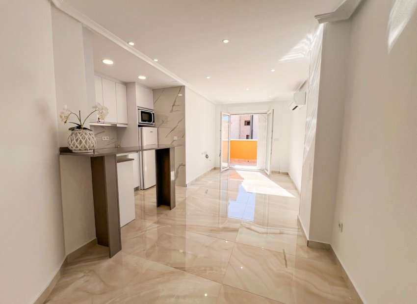 Herverkoop - Appartement / flat - Torrevieia - Torrevieja