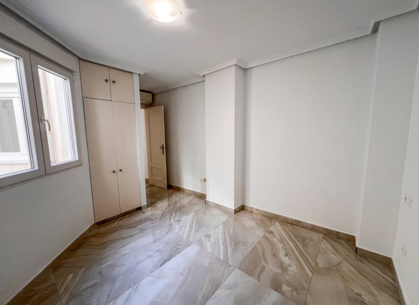 Herverkoop - Appartement / flat - Torrevieia - Torrevieja