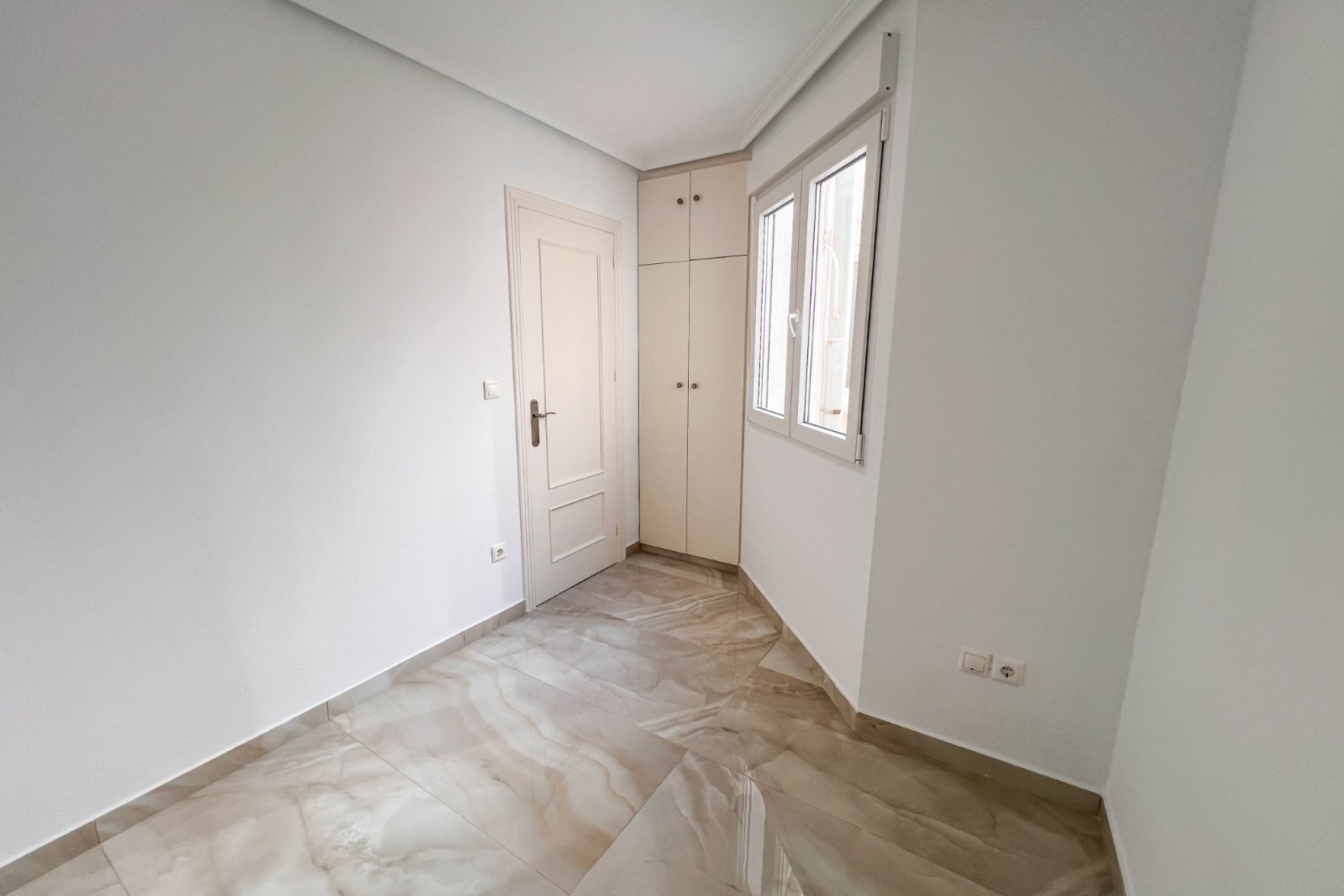 Herverkoop - Appartement / flat - Torrevieia - Torrevieja