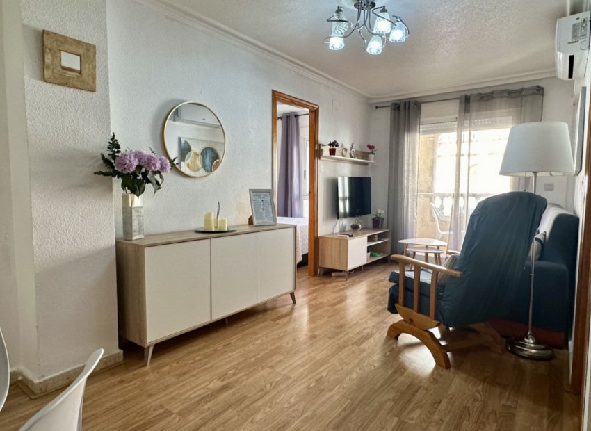 Herverkoop - Appartement / flat - Torrevieia - Torrevieja