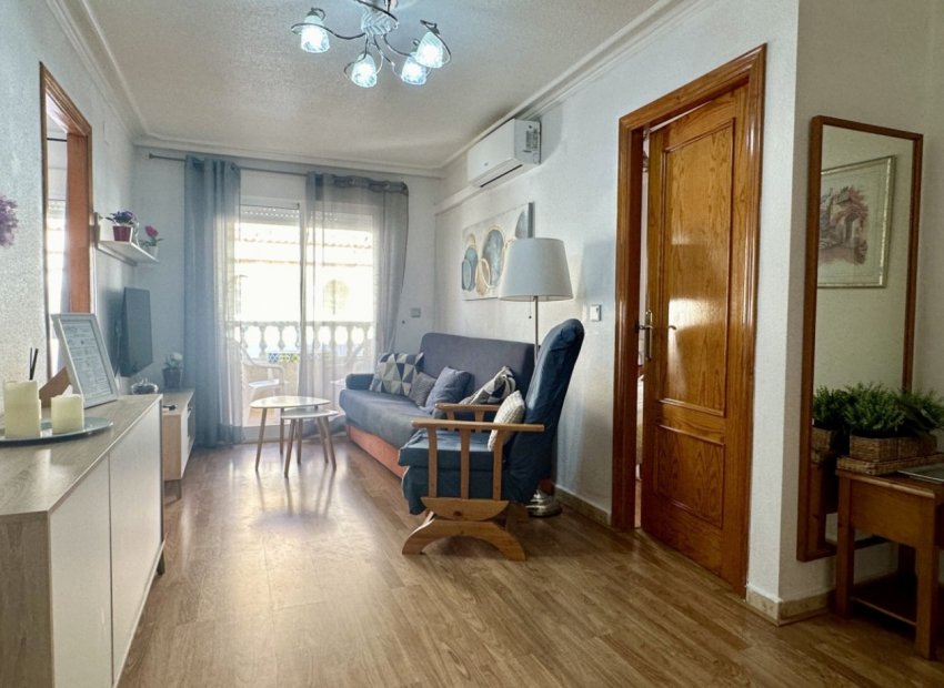 Herverkoop - Appartement / flat - Torrevieia - Torrevieja