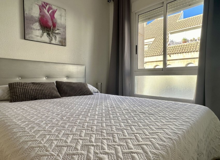 Herverkoop - Appartement / flat - Torrevieia - Torrevieja