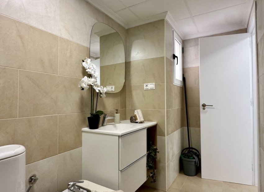 Herverkoop - Appartement / flat - Torrevieia - Torrevieja