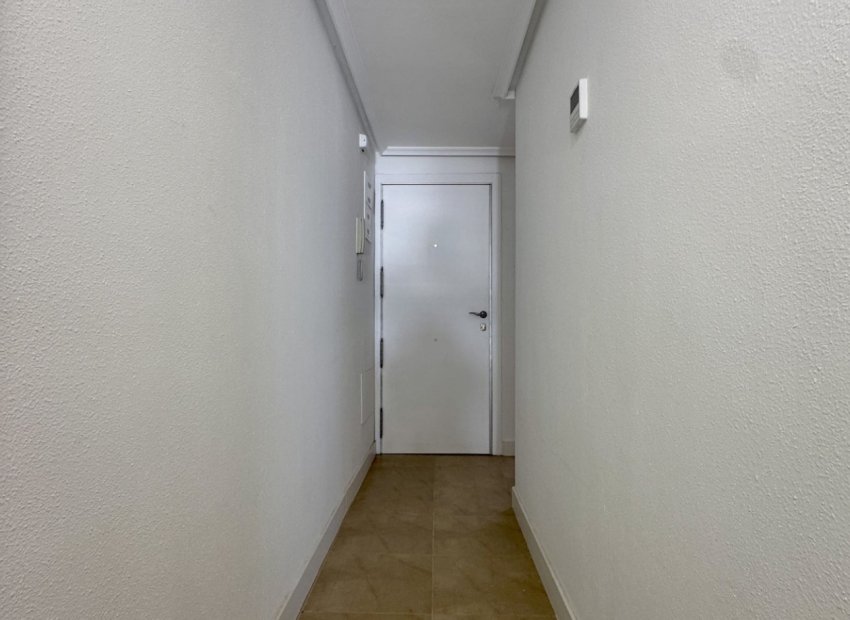 Herverkoop - Appartement / flat - Torrevieia - Torrevieja