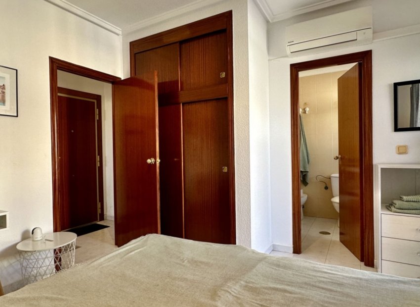 Herverkoop - Appartement / flat - Torrevieia - Torrevieja