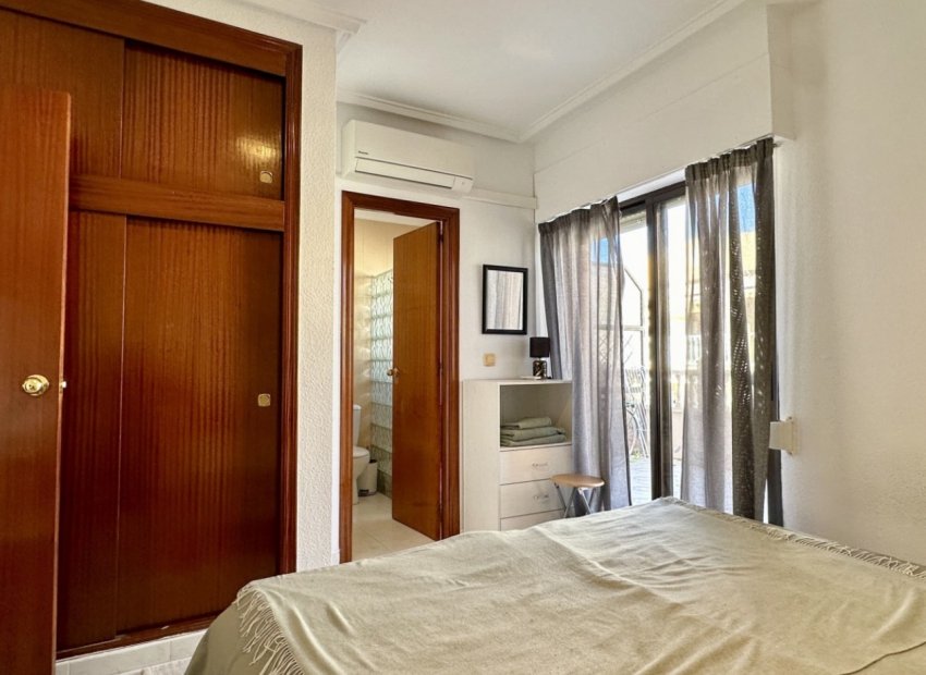 Herverkoop - Appartement / flat - Torrevieia - Torrevieja