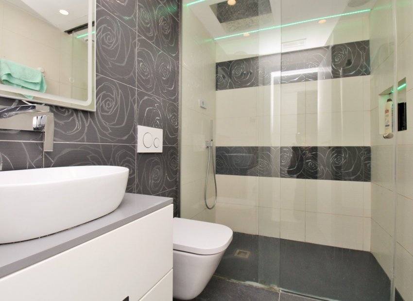Herverkoop - Appartement / flat - Torrevieia - Torrevieja