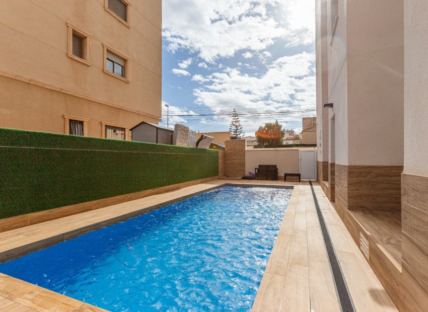 Herverkoop - Appartement / flat - Torrevieia - Torrevieja