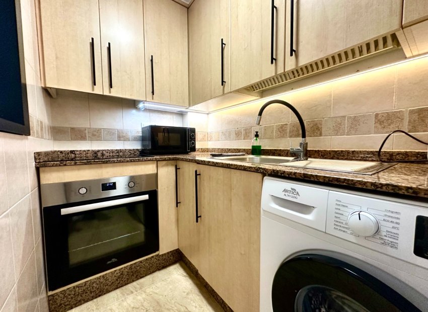 Herverkoop - Appartement / flat - Torrevieia - Torrevieja