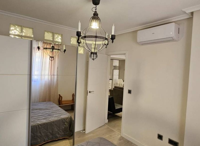 Herverkoop - Appartement / flat - Villajoyosa - Playa Torres