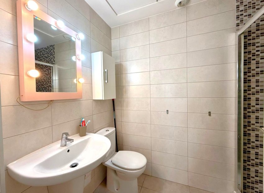 Herverkoop - Appartement / flat - Villamartín - Los Dolses