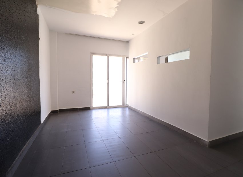 Herverkoop - Commercial (Freehold) - Ciudad Quesada - La Marquesa Golf