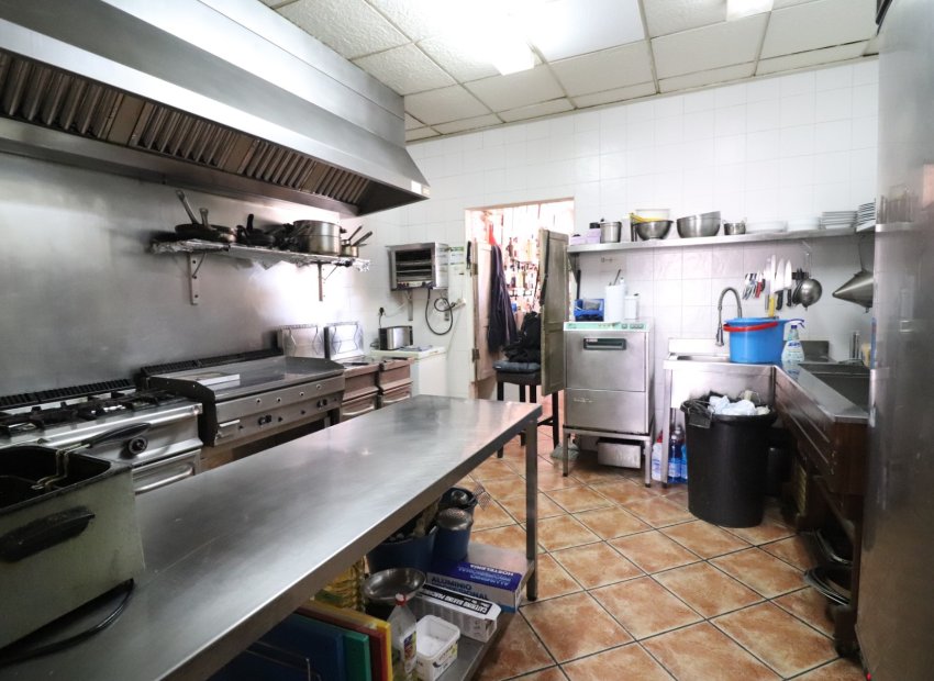 Herverkoop - Commercial (Leasehold) - Formentera del Segura - Formentera - Village
