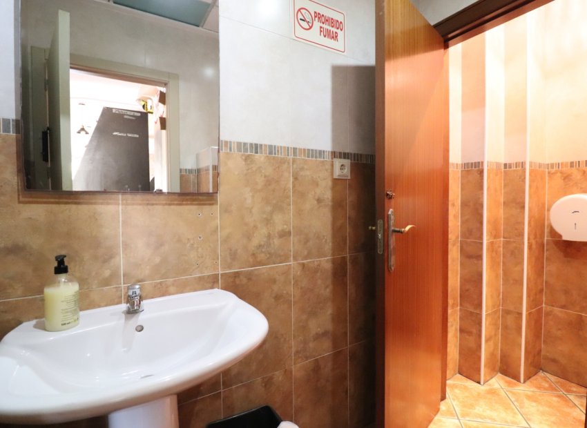 Herverkoop - Commercial (Leasehold) - Formentera del Segura - Formentera - Village