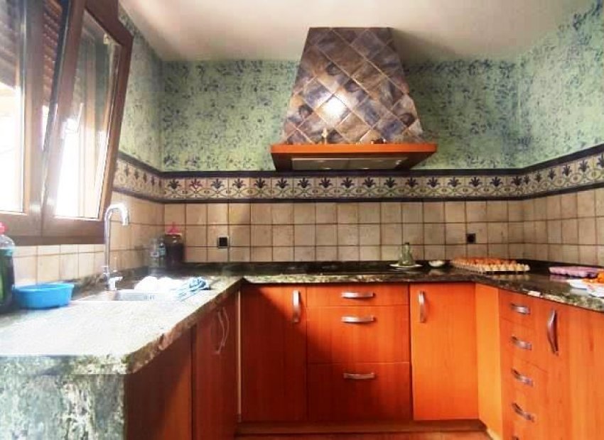 Herverkoop - Country House - Albaida