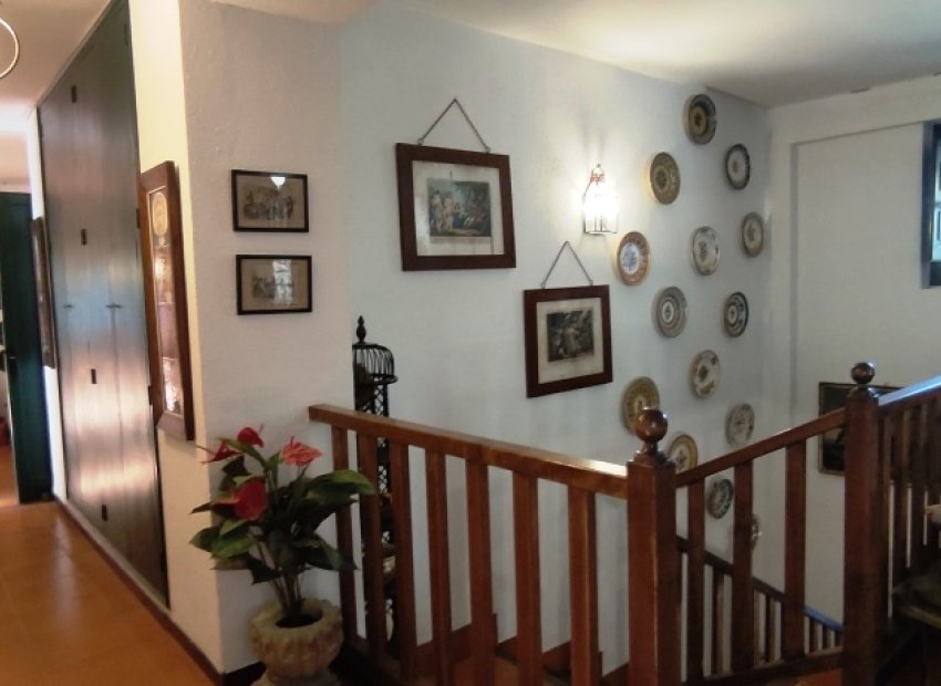 Herverkoop - Country House - Alcoy