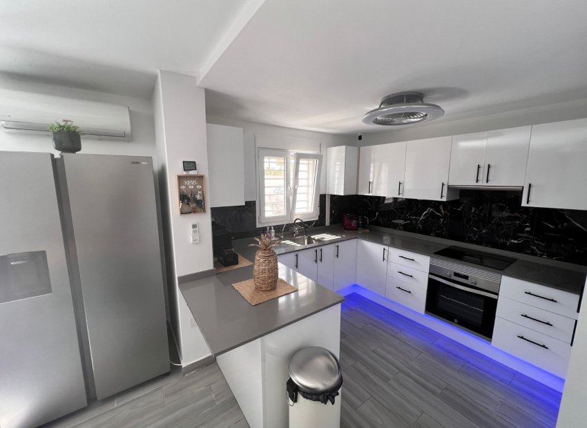 Herverkoop - Country House - Elche - La Marina