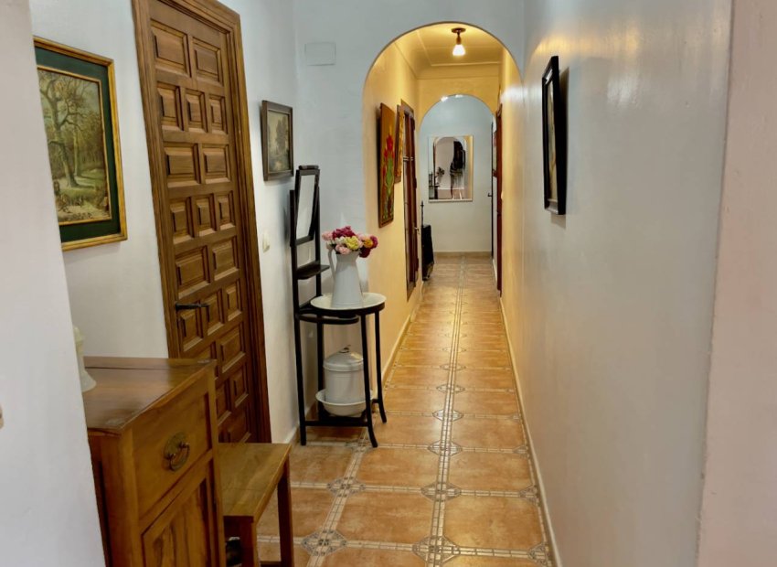 Herverkoop - Country House - Orihuela