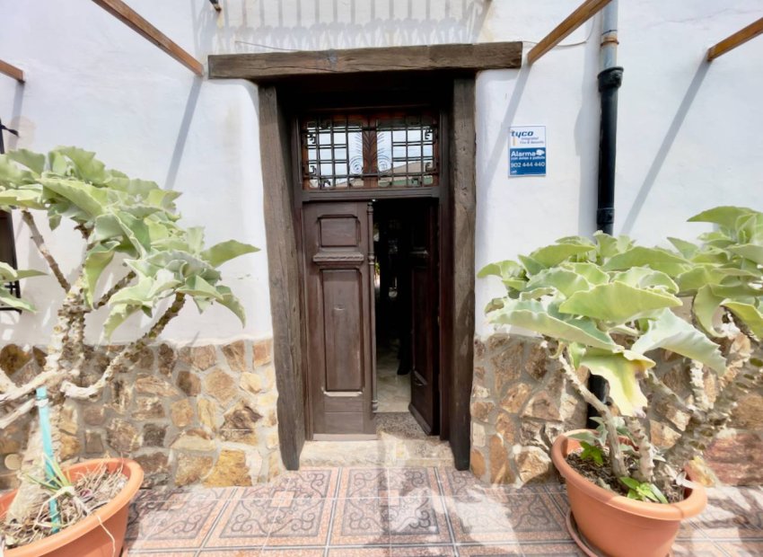 Herverkoop - Country House - Orihuela