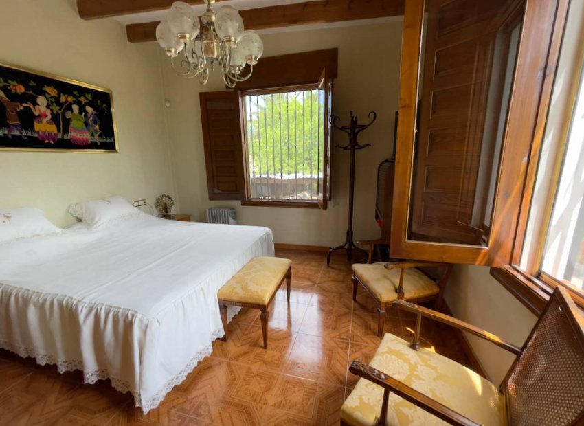 Herverkoop - Country House - Orihuela